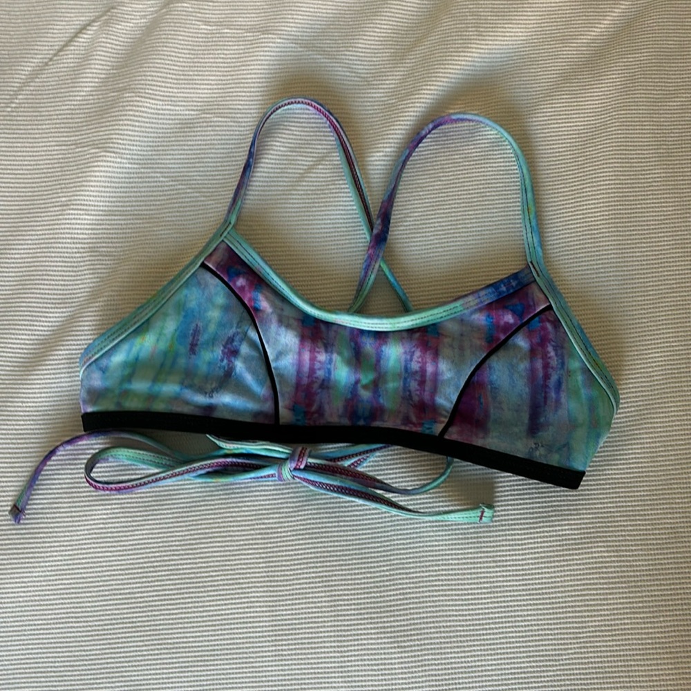 Jolyn Tie-back Aaron Top